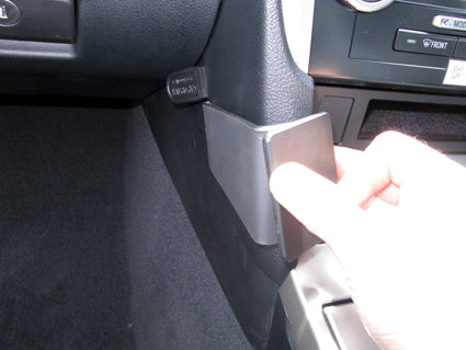 Brodit ProClip 654867 voor Toyota Aurion 2013-2017 - detail van dashboardmontage