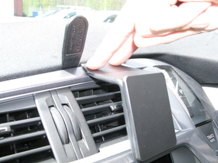 Brodit ProClip 654906 voor Citroen DS5 2012-2018 - detail van dashboardmontage