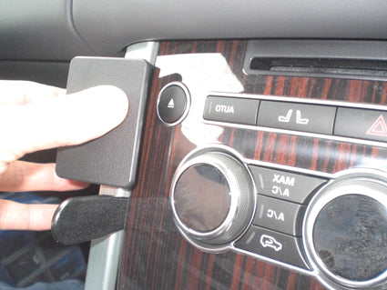 Brodit ProClip 654911 voor Land Rover Range Rover 2013-2021 - montagepositie op dashboard