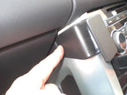 Brodit ProClip 654911 voor Land Rover Range Rover 2013-2021 - detail van dashboardmontage