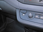 Brodit ProClip 654973 voor Citroen Berlingo Transport 2008-2018, Citroen Berlingo Family 2008-2018 en Peugeot Partner 2008-2018 - montagepositie op dashboard