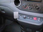 Brodit ProClip 654973 voor Citroen Berlingo Transport 2008-2018, Citroen Berlingo Family 2008-2018 en Peugeot Partner 2008-2018 - installatiepositie