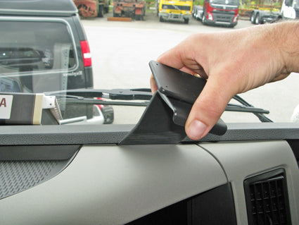 Brodit ProClip 655004 voor Volvo FM series 2014-2020 - montagepositie op dashboard