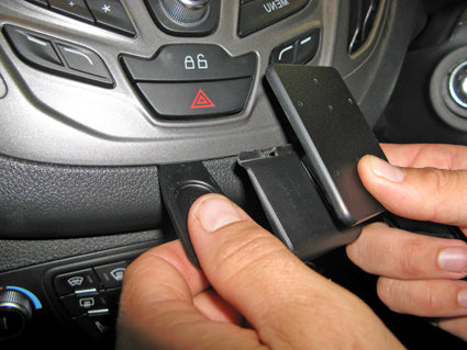 Brodit ProClip 655038 voor Ford Transit Courier 2014-2023 - ProClip geplaatst in het voertuig