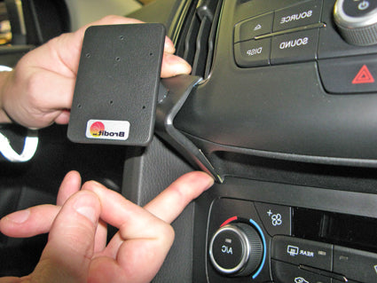 Brodit ProClip 655066 voor Ford Focus 2015-2018 - detail van dashboardmontage