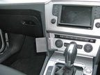 Brodit ProClip 655069 voor Volkswagen Passat 2015-2023 en Volkswagen Arteon 2017-2026 - detail van dashboardmontage