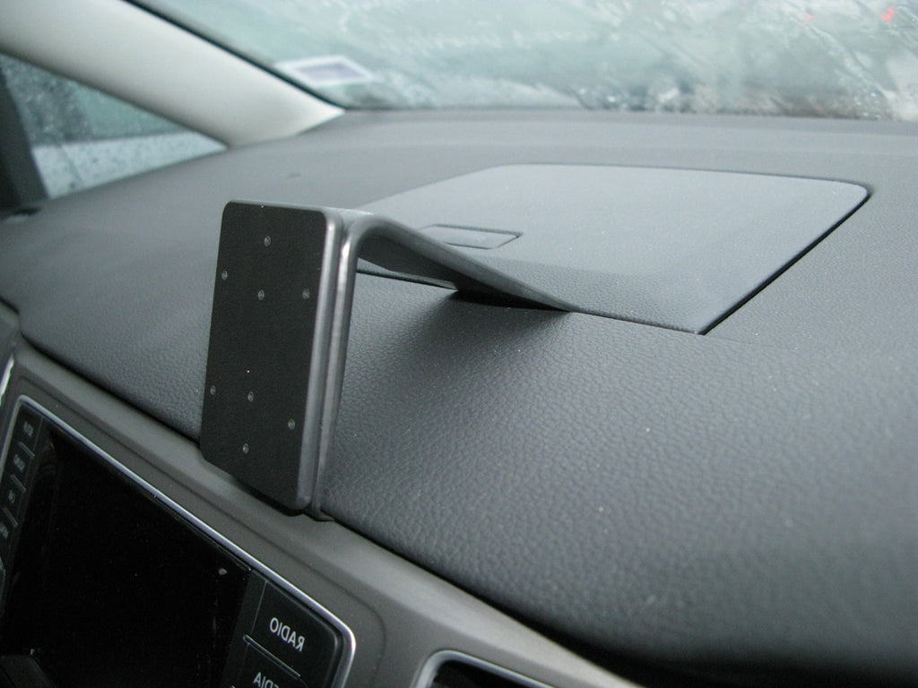 Brodit ProClip 655074 voor Volkswagen Golf SV 2015-2021 - montagefoto 7