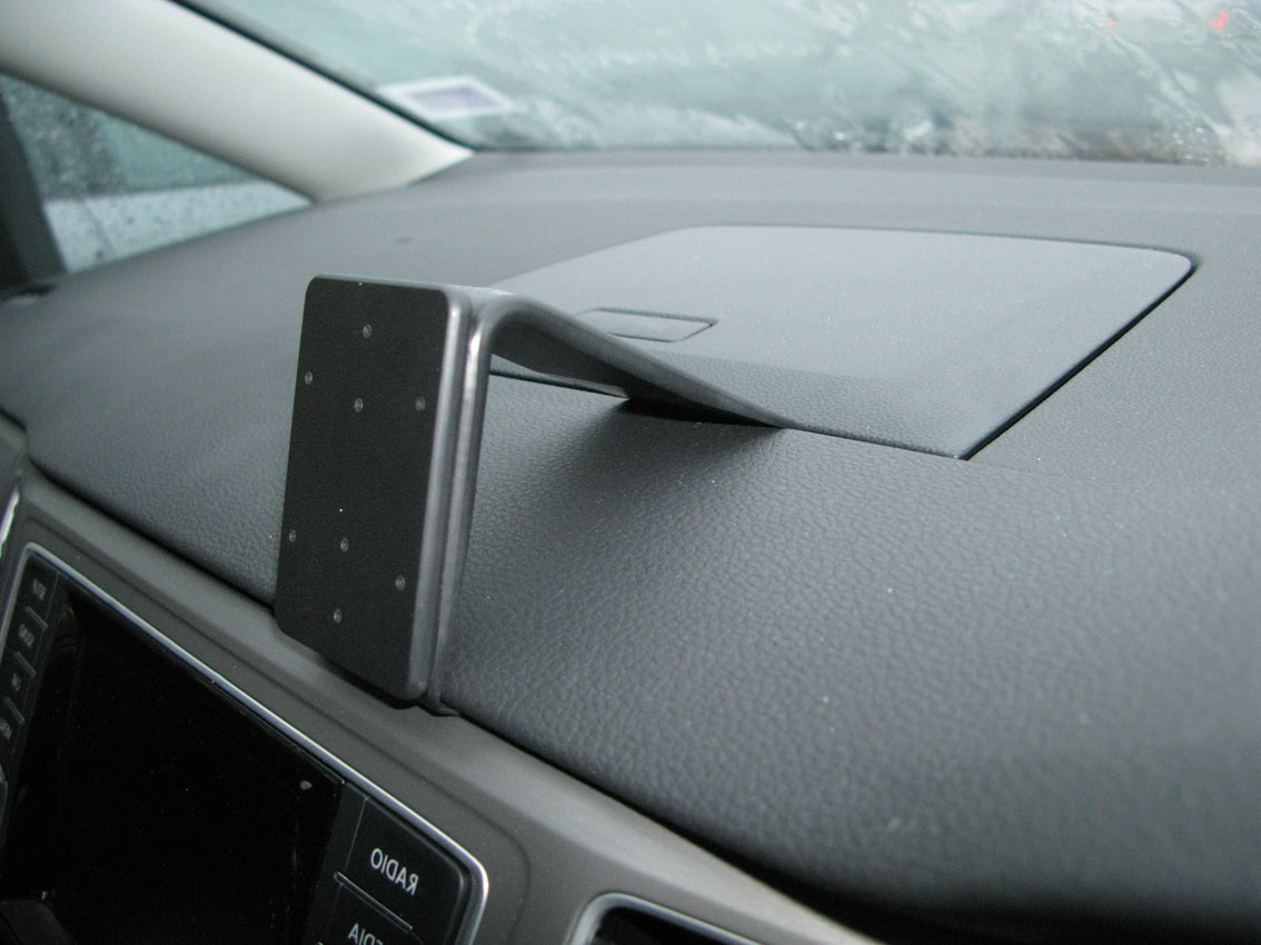 Brodit ProClip 655074 voor Volkswagen Golf SV 2015-2021 - montagefoto 7