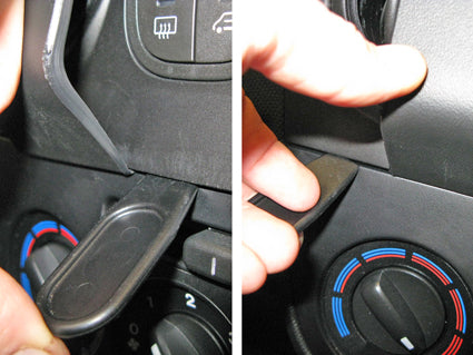 Brodit ProClip 655075 voor Citroen Nemo 2008-2021, Fiat Fiorino 2008-2021 en Peugeot Bipper 2008-2021 - detail van dashboardmontage