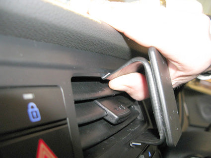 Brodit ProClip 655083 voor Hyundai i20 2015-2018 - montagepositie op dashboard