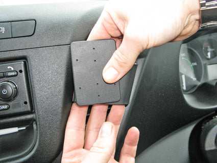Brodit ProClip 655089 voor Iveco Daily 2015-2026 - montagepositie op dashboard