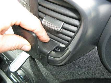 Brodit ProClip 655103 voor Kia Sorento 2015-2020 - detail van dashboardmontage