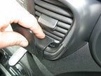 Brodit ProClip 655103 voor Kia Sorento 2015-2020 - detail van dashboardmontage