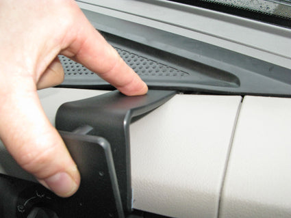 Brodit ProClip 655110 voor Daf XB 2025-2026 en Daf LF 2014-2024 - detail van dashboardmontage