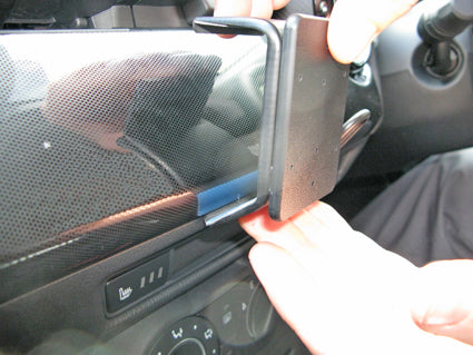 Brodit ProClip 655114 voor Mazda CX-3 2015-2023 en Mazda 2 2015-2023 - ProClip geplaatst in het voertuig