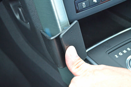 Brodit ProClip 655116 voor Land Rover Discovery Sport 2015-2019 - detail van dashboardmontage