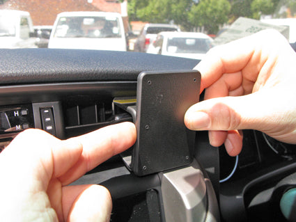 Brodit ProClip 655179 voor Toyota Fortuner 2016-2024 - ProClip geplaatst in het voertuig