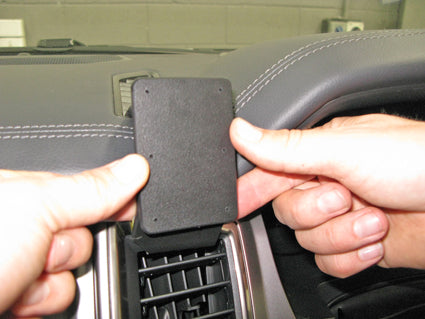 Brodit ProClip 655182 voor Ford Ranger Wildtrak 2016-2022, Ford Ranger Raptor 2019-2022 en Ford Everest 2016-2022 - ProClip geplaatst in het voertuig