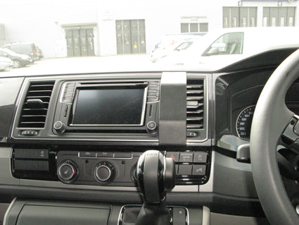 Brodit ProClip 655204 voor Volkswagen T6 Transporter/Pickup 2016-2020 en Volkswagen Multivan 2016-2020 - installatiepositie