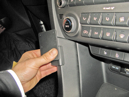 Brodit ProClip 655209 voor Kia Sportage 2016-2021 - montagepositie op dashboard