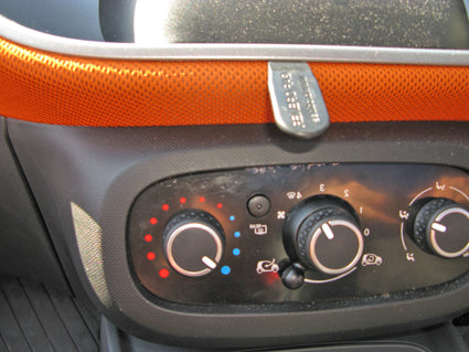 Brodit ProClip 655217 voor Smart ForTwo 2015-2024 en Smart ForFour 2015-2022 - montagepositie op dashboard