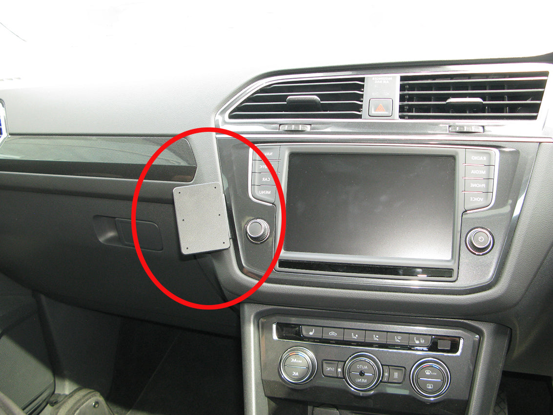 Brodit ProClip 655219 voor Volkswagen Tiguan 2017-2024 - productfoto zwarte ABS montagebasis