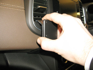Brodit ProClip 655237 voor Renault Talisman 2016-2022 - detail van dashboardmontage