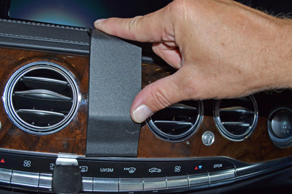 Brodit ProClip 655245 voor Mercedes Benz S-Class 2014-2020 - detail van dashboardmontage