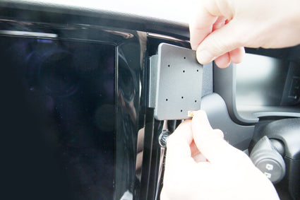 Brodit ProClip 655246 voor Volvo V90 2017-2026 en Volvo S90 2017-2025 - ProClip geplaatst in het voertuig