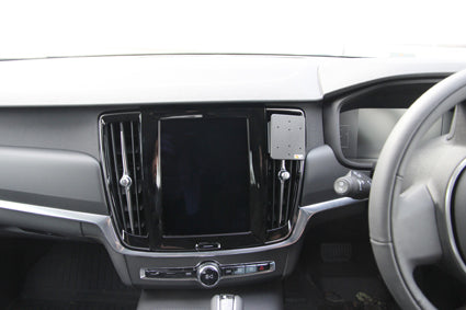 Brodit ProClip 655246 voor Volvo V90 2017-2026 en Volvo S90 2017-2025 - installatiepositie