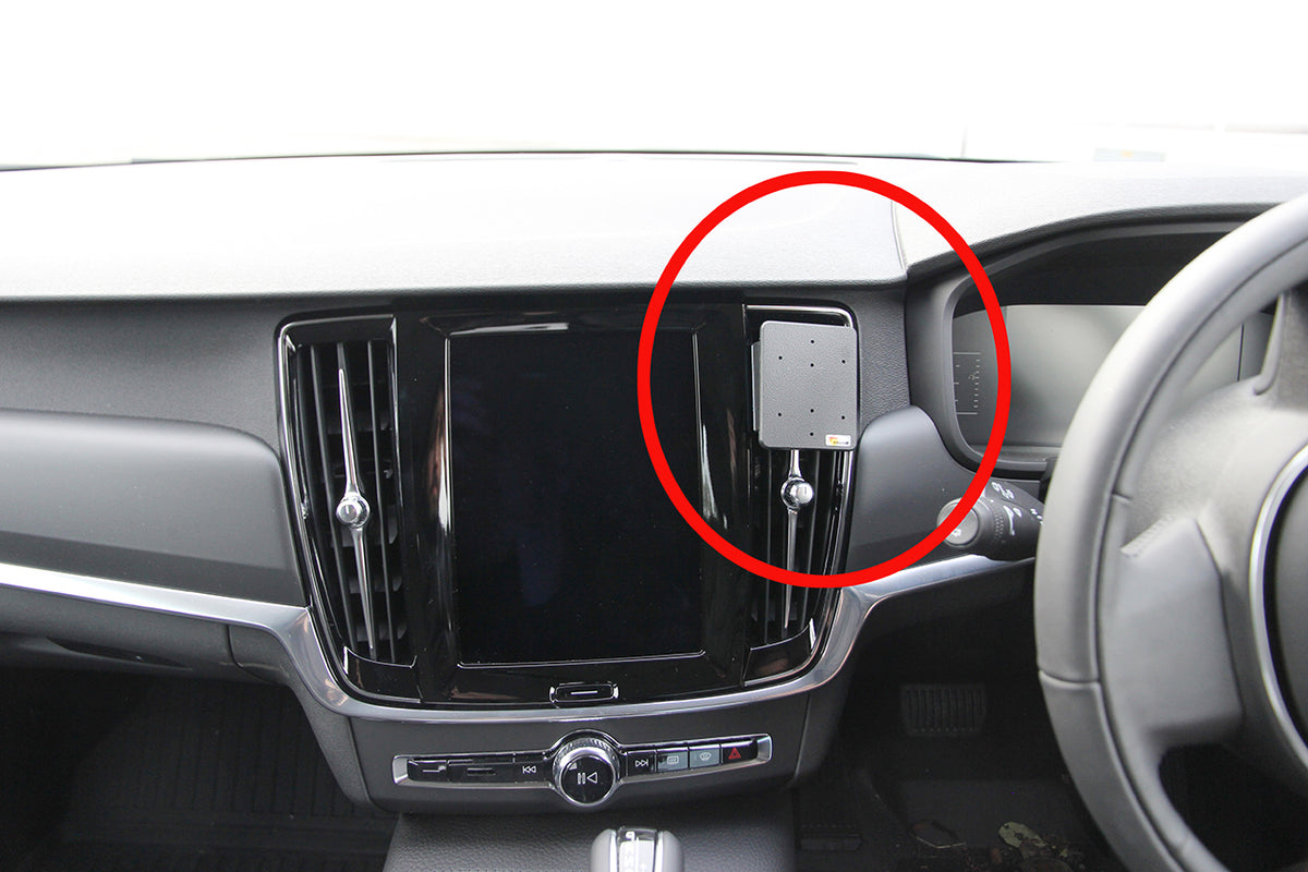 Brodit ProClip 655246 voor Volvo V90 2017-2026 en Volvo S90 2017-2025 - montagefoto 6