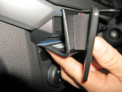 Brodit ProClip 655259 voor Volkswagen Amarok 2017-2023 - ProClip geplaatst in het voertuig