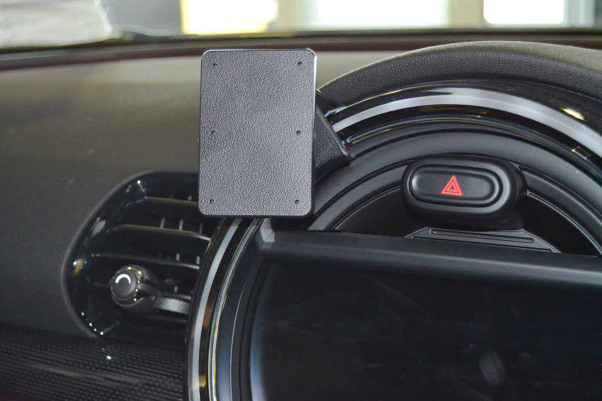 Brodit ProClip 655272 voor Mini Clubman 2016-2023 - productfoto zwarte ABS montagebasis
