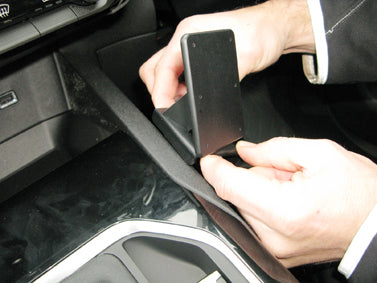 Brodit ProClip 655275 voor Peugeot 5008 SUV 2018 en Peugeot 3008 2017-2018 - ProClip geplaatst in het voertuig