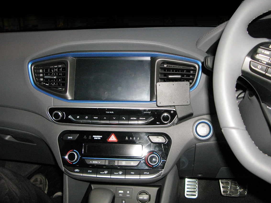 Brodit ProClip 655285 voor Hyundai Ioniq 2017-2019 - productfoto zwarte ABS montagebasis