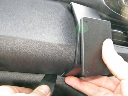 Brodit ProClip 655302 voor Hyundai i30 2017-2024 - ProClip geplaatst in het voertuig