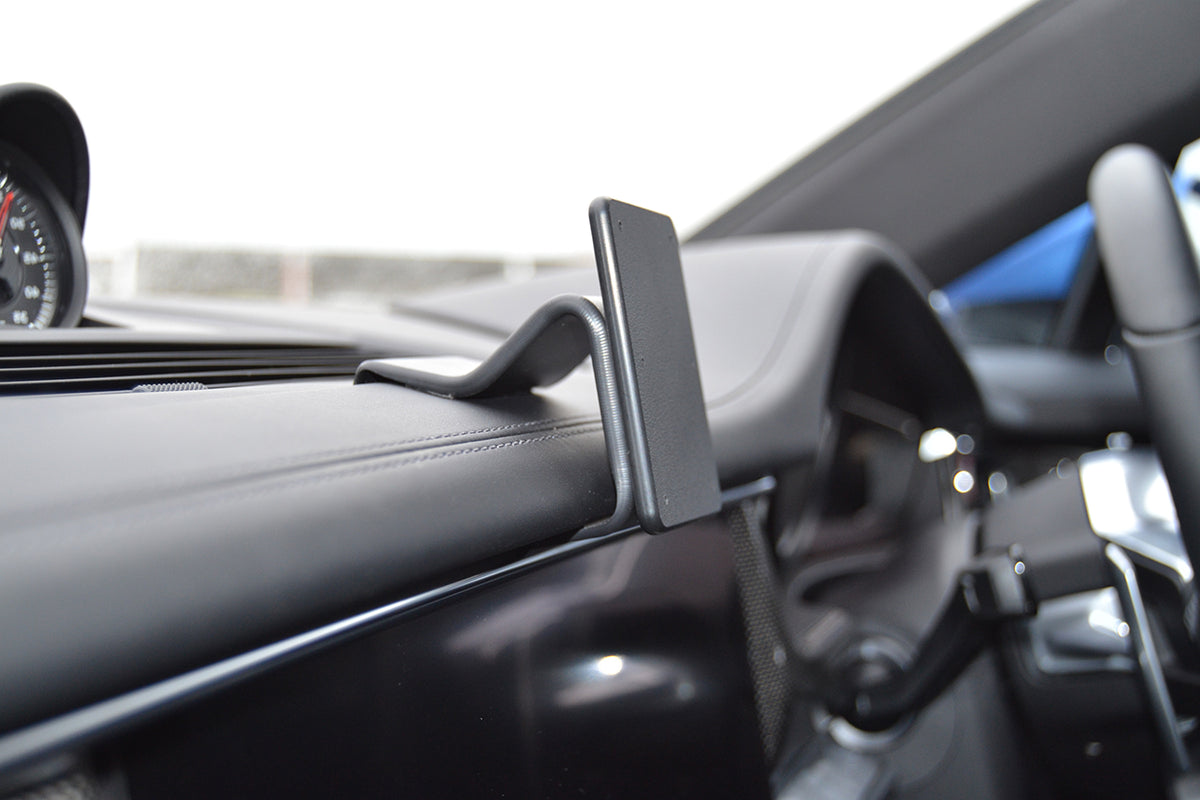 Brodit ProClip 655358 voor Porsche Panamera 2018-2024 - productfoto zwarte ABS montagebasis