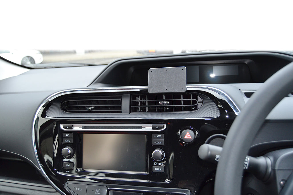 Brodit ProClip 655365 voor Toyota Prius c 2018-2020 - montagefoto 6