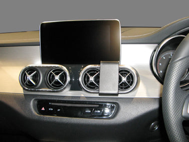 Brodit ProClip 655368 voor Mercedes Benz X-Class 2018-2021 - detail van dashboardmontage