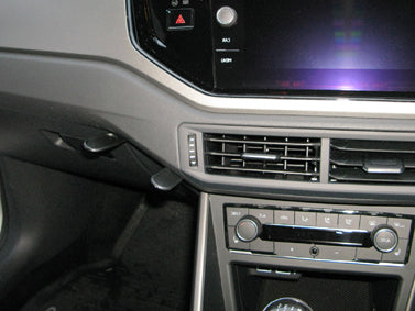 Brodit ProClip 655384 voor Volkswagen Polo 2018-2025 - montagepositie op dashboard