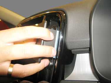 Brodit ProClip 655393 voor Volvo XC40 2018-2026, Volvo EX40 2025-2026 e.a. - ProClip geplaatst in het voertuig