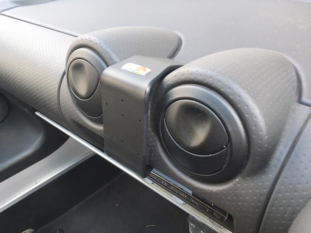 Brodit ProClip 655407 voor Lotus Exige 2012-2021 en Lotus Elise 2012-2021 - montagefoto 6