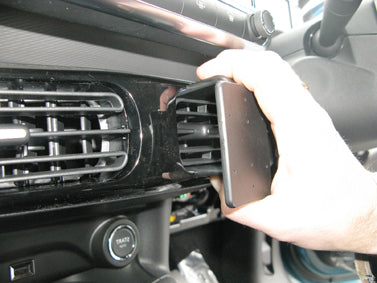 Brodit ProClip 655411 voor Citroen C4 Cactus 2018-2023 - ProClip geplaatst in het voertuig