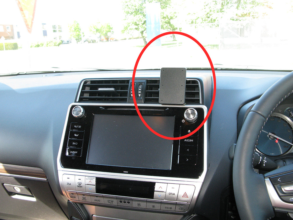 Brodit ProClip 655421 voor Toyota LandCruiser 150 2018-2023 - montagefoto 7
