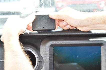 Brodit ProClip 655431 voor Jeep Wrangler 2018-2023, Jeep JL 2019-2023 en Jeep Gladiator 2020-2023 - ProClip geplaatst in het voertuig