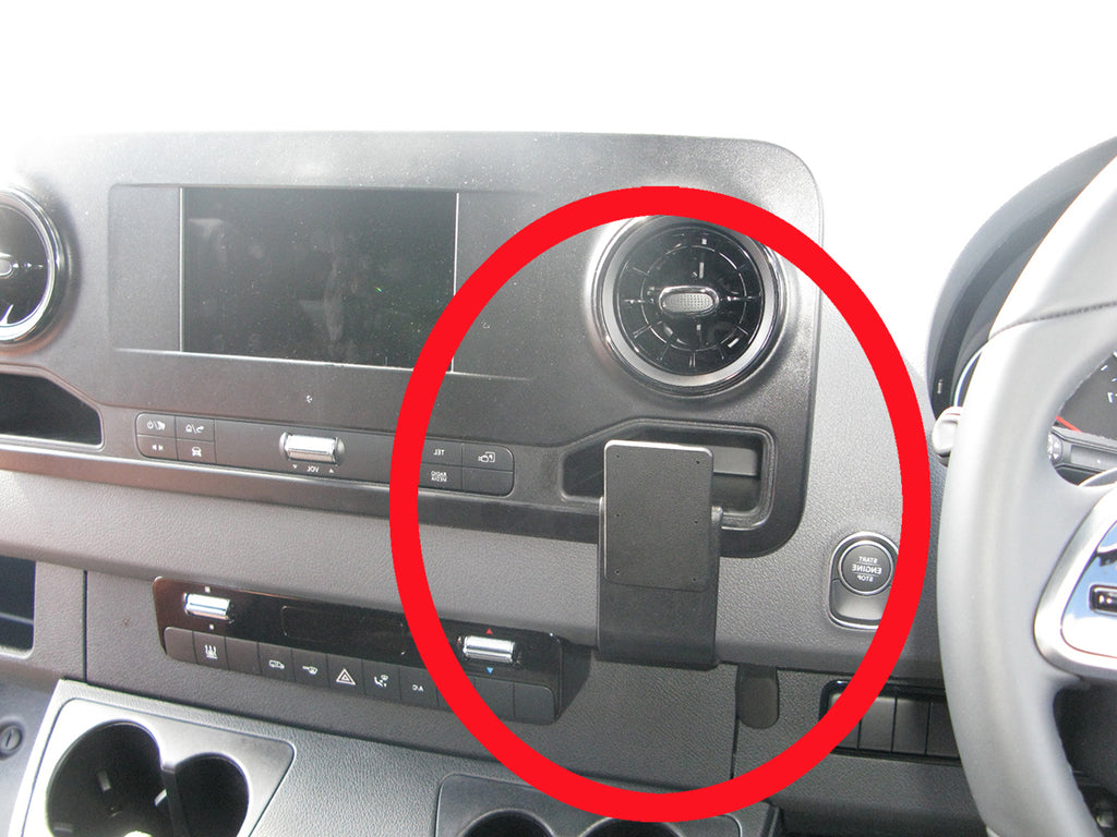 Brodit ProClip 655442 voor Mercedes Benz Sprinter 2019-2026 - montagefoto 6