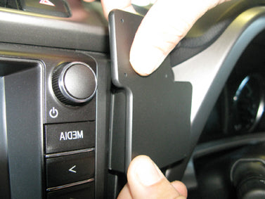 Brodit ProClip 655444 voor Toyota RAV 4 2013-2018 - ProClip geplaatst in het voertuig