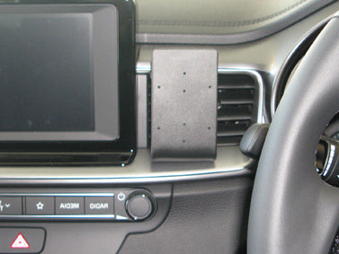 Brodit ProClip 655448 voor Kia ProCeed 2019-2024 en Kia Ceed 2019-2024 - detail van dashboardmontage