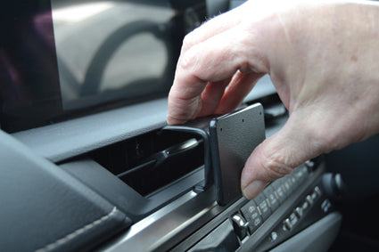 Brodit ProClip 655454 voor Lexus ES Series 2019-2021 - detail van dashboardmontage