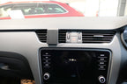 Brodit ProClip 655485 voor Skoda Octavia III 2018-2021 - detail van dashboardmontage